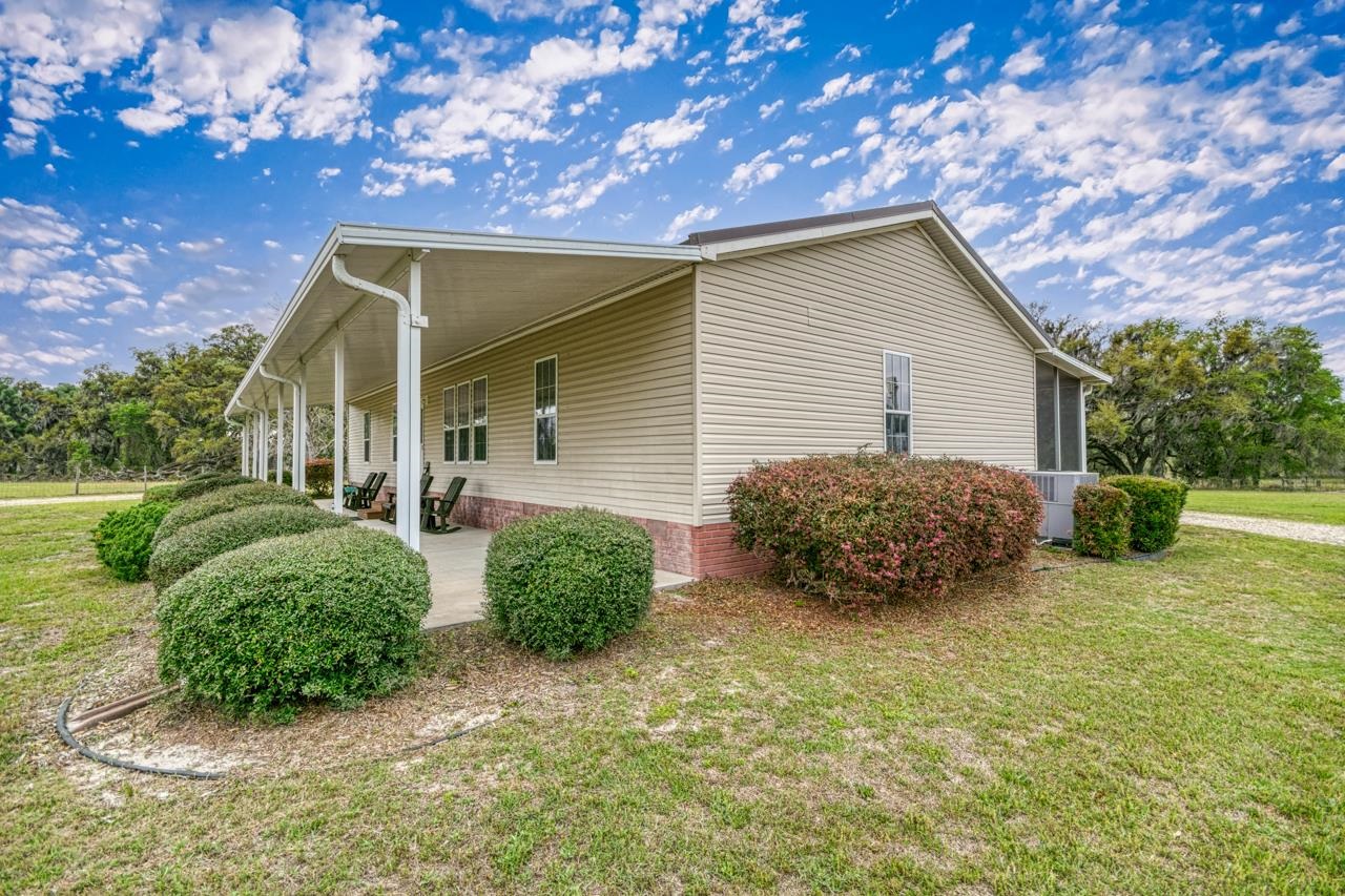 332 Northeast Forsythia Way Pinetta, FL 32350 - Photo 6 of 51