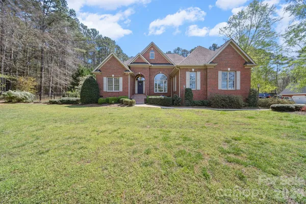 $599,000 | 2909 Lakeshore Drive, Chester, SC 29706