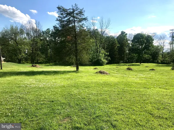 $100,000 | 0 Perkiomenville Road, Harleysville, PA 19438