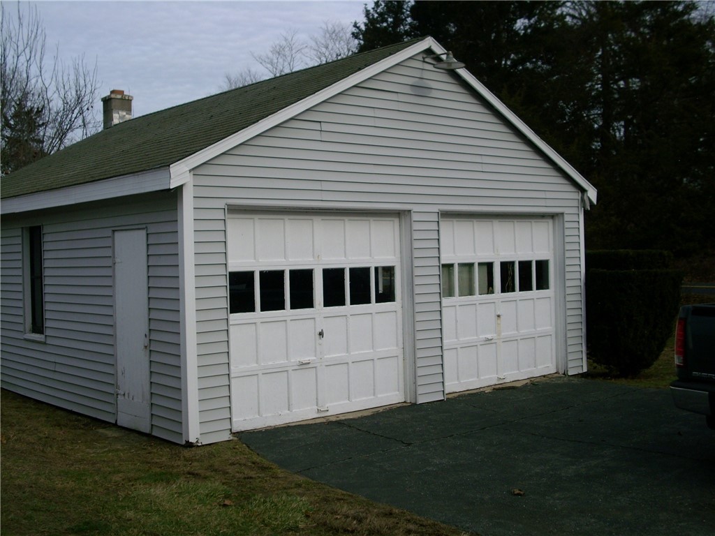 51 Hatchery Road North Kingstown, RI 02852 - Photo 2 of 25 Gallery Image 2