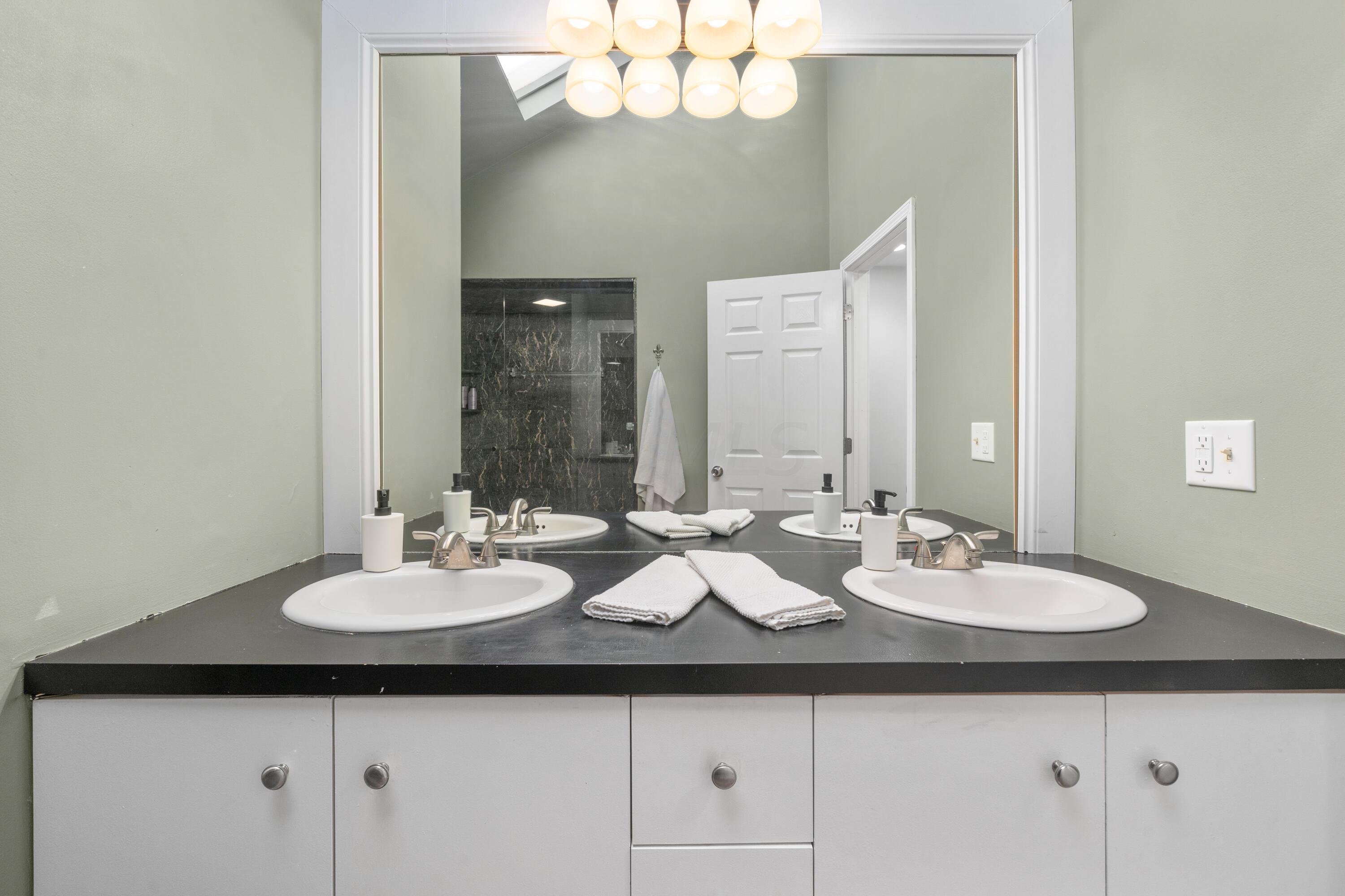 895 Vernon Road Bexley, OH 43209 - Photo 53 of 69 DSC01010