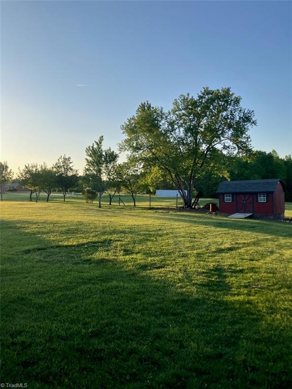 228 Kermit Lewis Road Pilot Mountain, NC 27041 - Photo 13 of 38