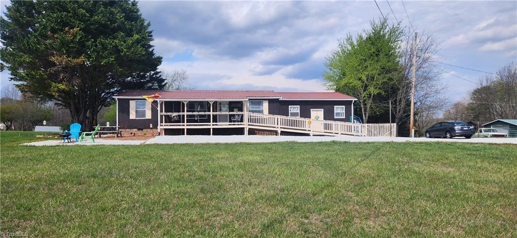 228 Kermit Lewis Road Pilot Mountain, NC 27041 - Photo 14 of 38