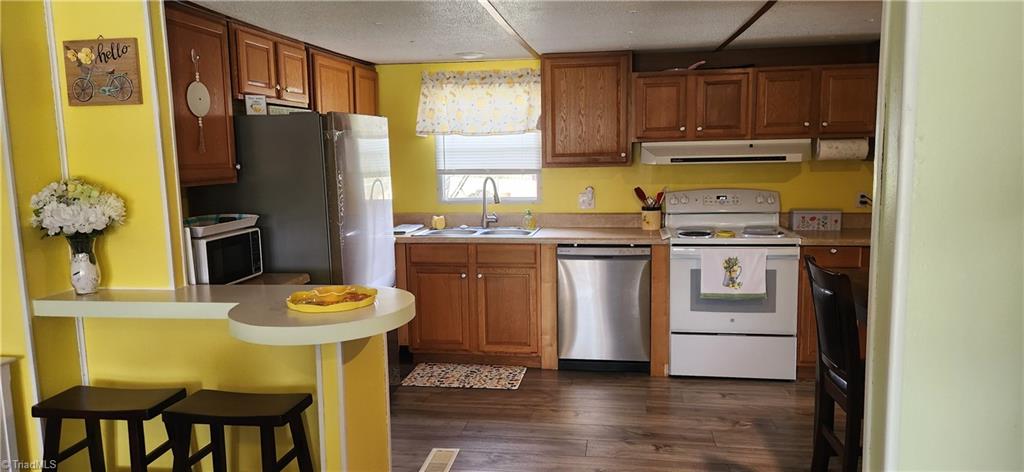 228 Kermit Lewis Road Pilot Mountain, NC 27041 - Photo 27 of 38