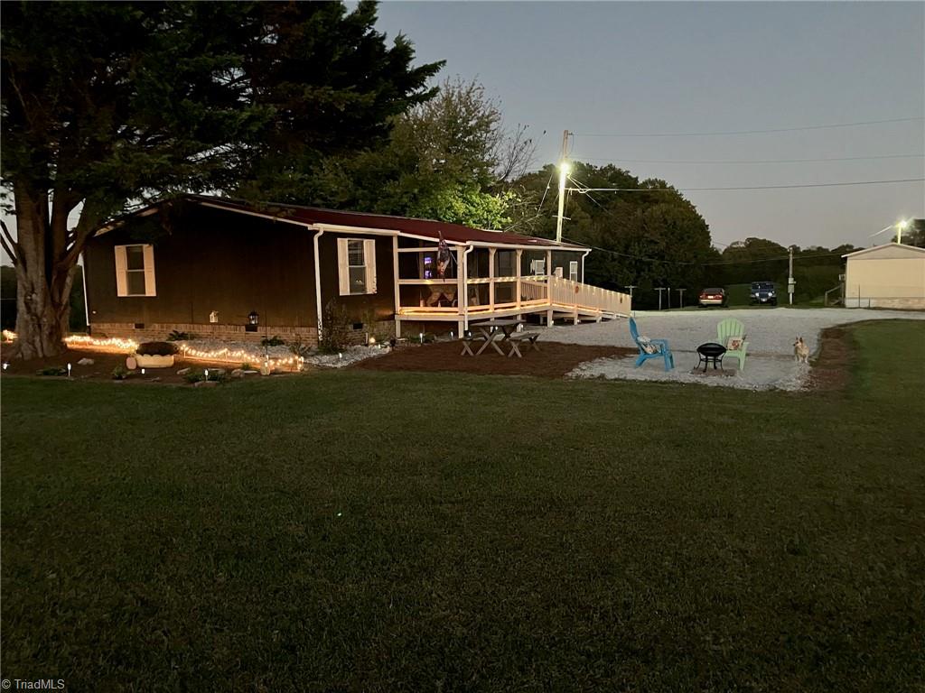 228 Kermit Lewis Road Pilot Mountain, NC 27041 - Photo 5 of 38