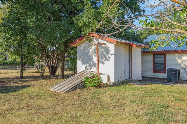 $225,000 | 720 North Ave A, Springtown, TX 76082
