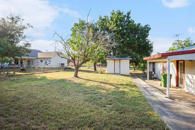 $225,000 | 720 North Ave A, Springtown, TX 76082
