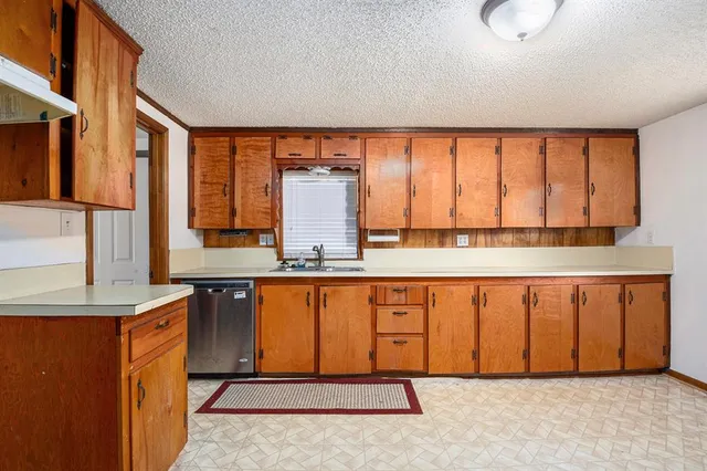 $225,000 | 720 North Ave A, Springtown, TX 76082