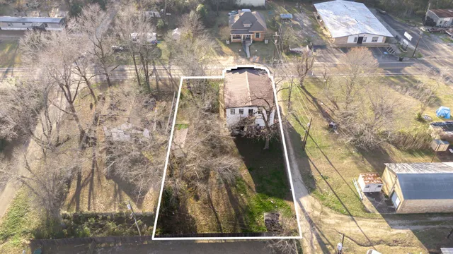 $279,900 | 411 Kaufman Street, Newton, TX 75966