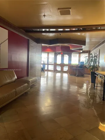 a view of livingroom with furniture