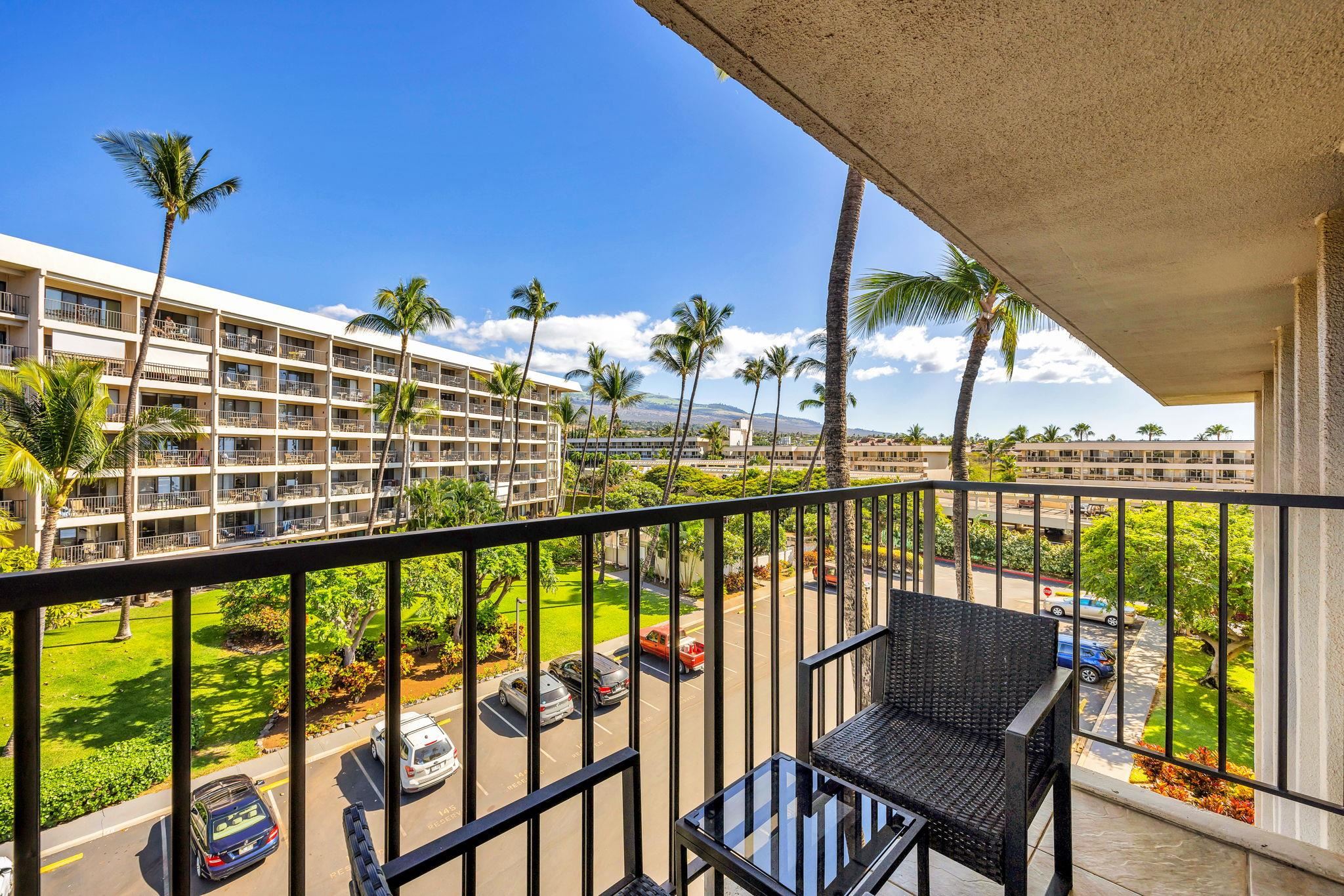 2531 South Kihei Road, Unit C620 Kihei, HI 96753 - Photo 26 of 38 a view of a balcony with chairs