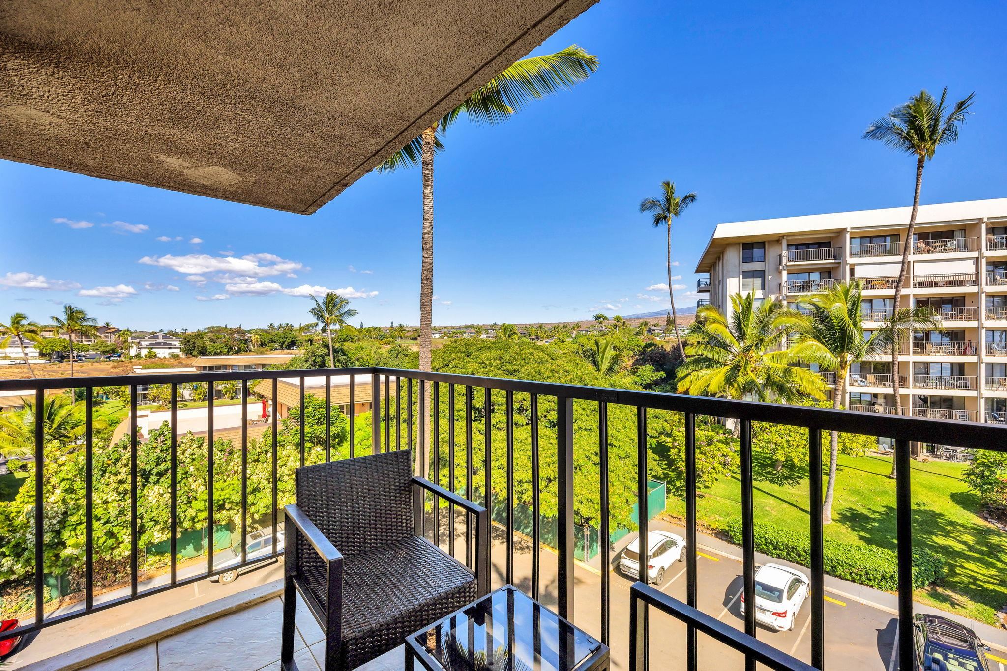 2531 South Kihei Road, Unit C620 Kihei, HI 96753 - Photo 27 of 38 a view of a balcony