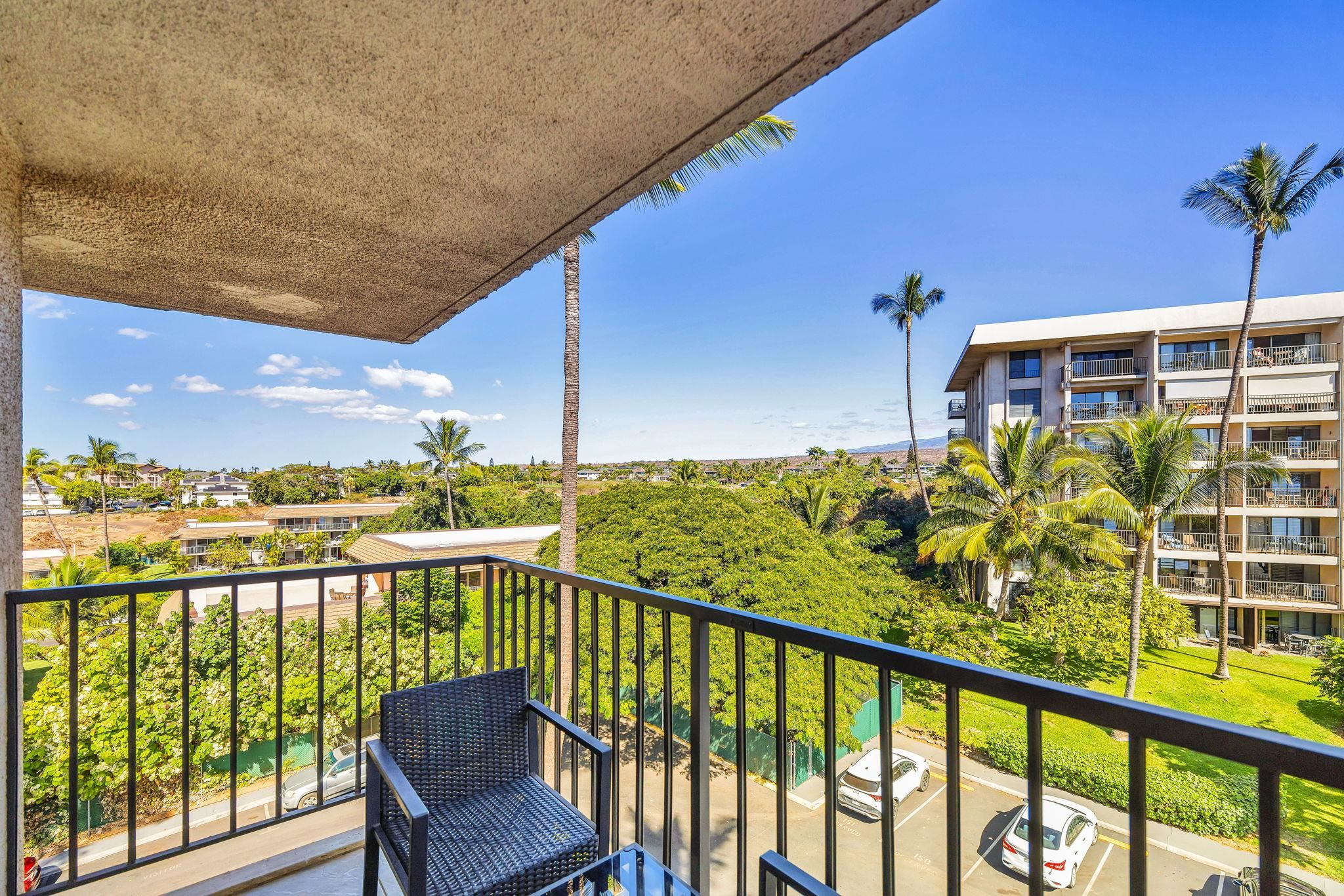 2531 South Kihei Road, Unit C620 Kihei, HI 96753 - Photo 35 of 38 a view of a city from a balcony
