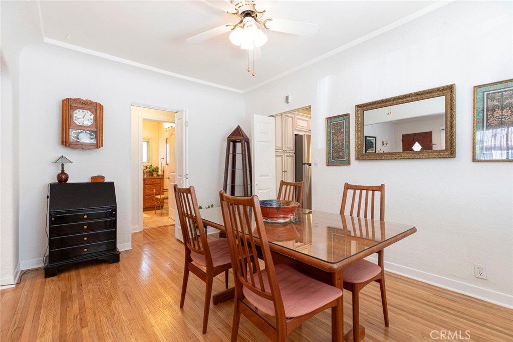 1130 Park Avenue Glendale, CA 91205 - Photo 15 of 75 a view of a livingroom with furniture and a flat screen tv