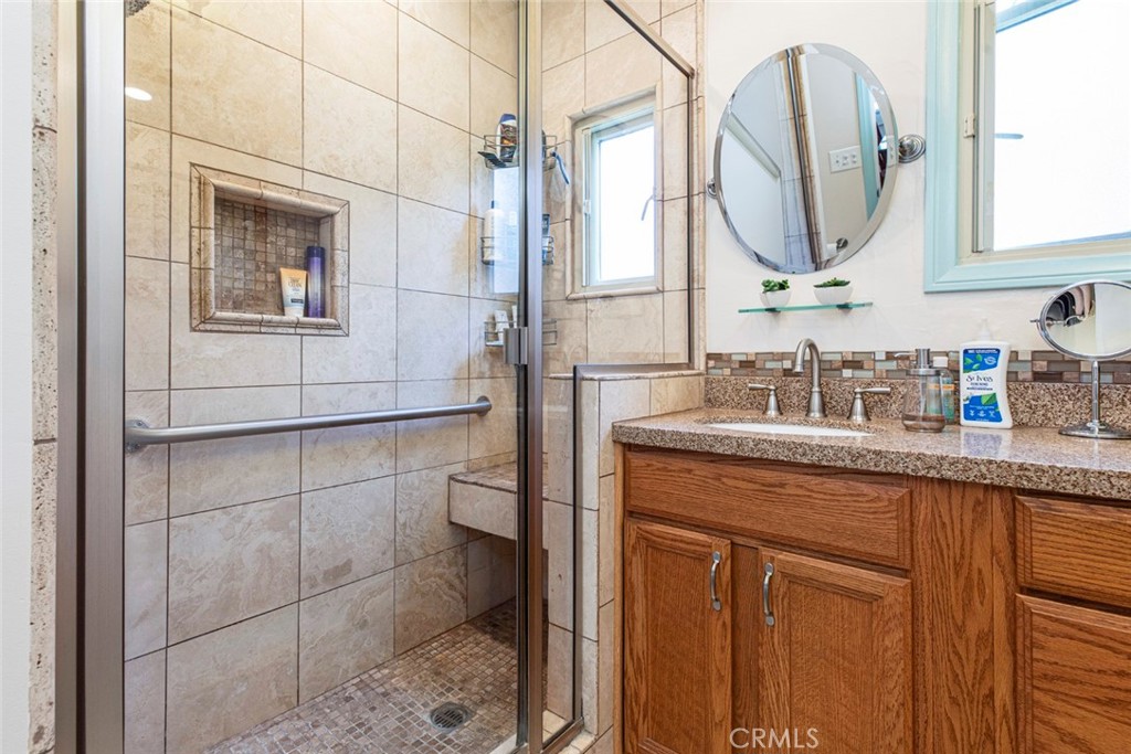 1130 Park Avenue Glendale, CA 91205 - Photo 21 of 75 a bathroom with a sink and a mirror
