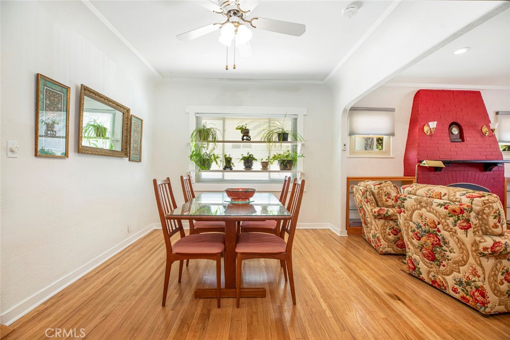 1130 Park Avenue Glendale, CA 91205 - Photo 29 of 75 a view of a dining room with furniture and wooden floor