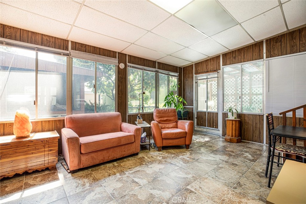 1130 Park Avenue Glendale, CA 91205 - Photo 38 of 75