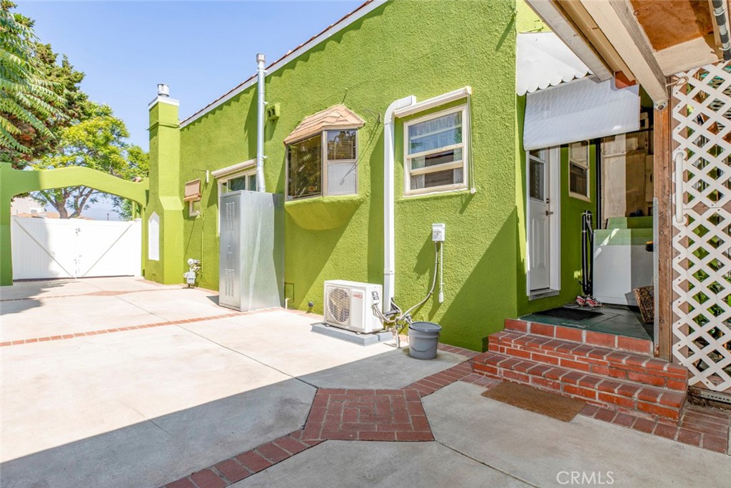 1130 Park Avenue Glendale, CA 91205 - Photo 53 of 75