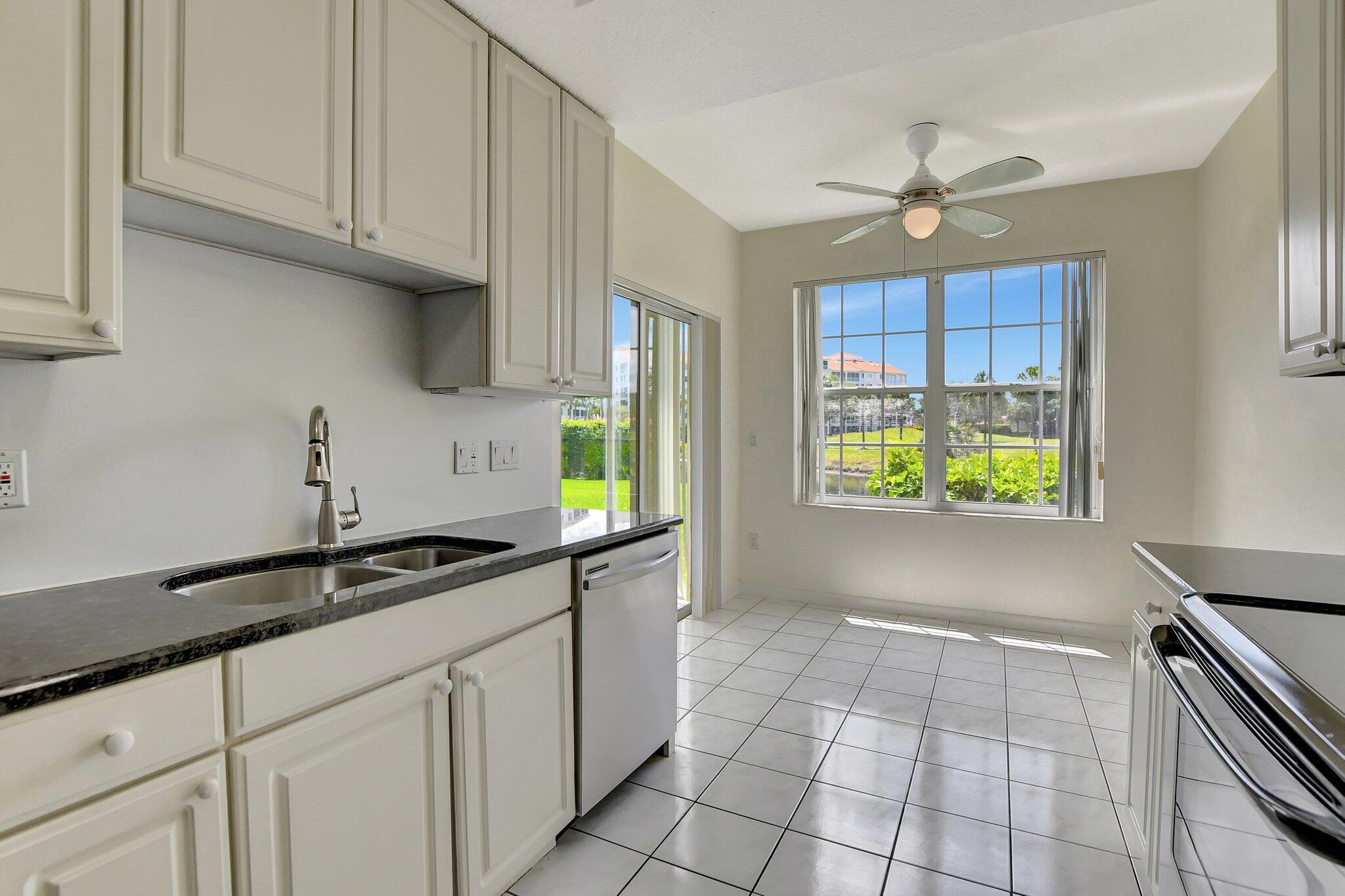 17061 Emile Street, Unit 4 Boca Raton, FL 33487 - Photo 11 of 38 11-web-or-mls-DSC_0841