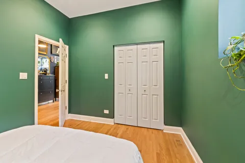 $439,000 | 2558 West Haddon Avenue, Unit 1, Chicago, IL 60622