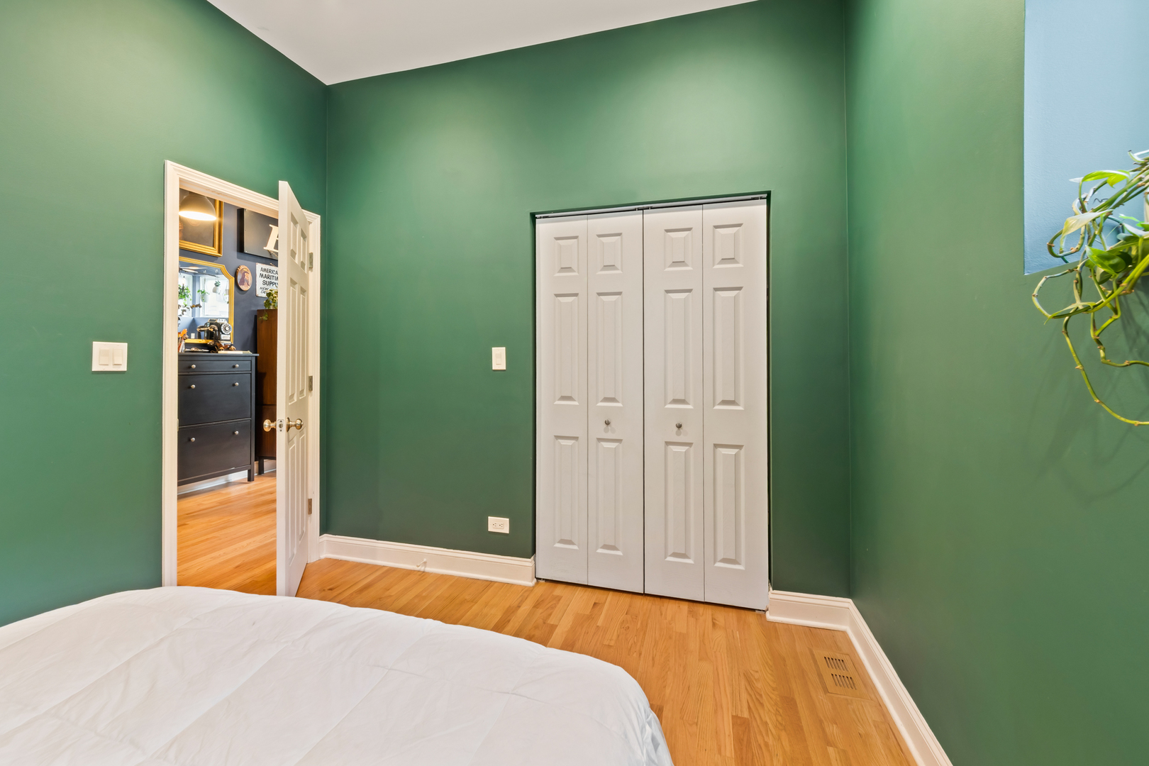 2558 West Haddon Avenue, Unit 1 Chicago, IL 60622 - Photo 13 of 28