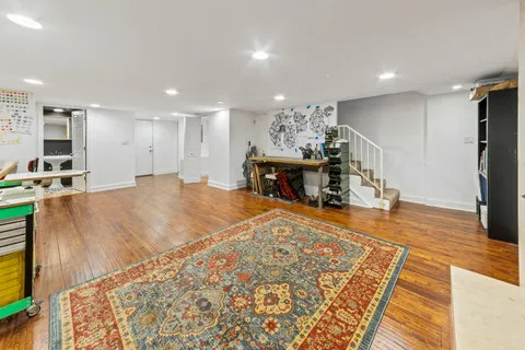 $439,000 | 2558 West Haddon Avenue, Unit 1, Chicago, IL 60622