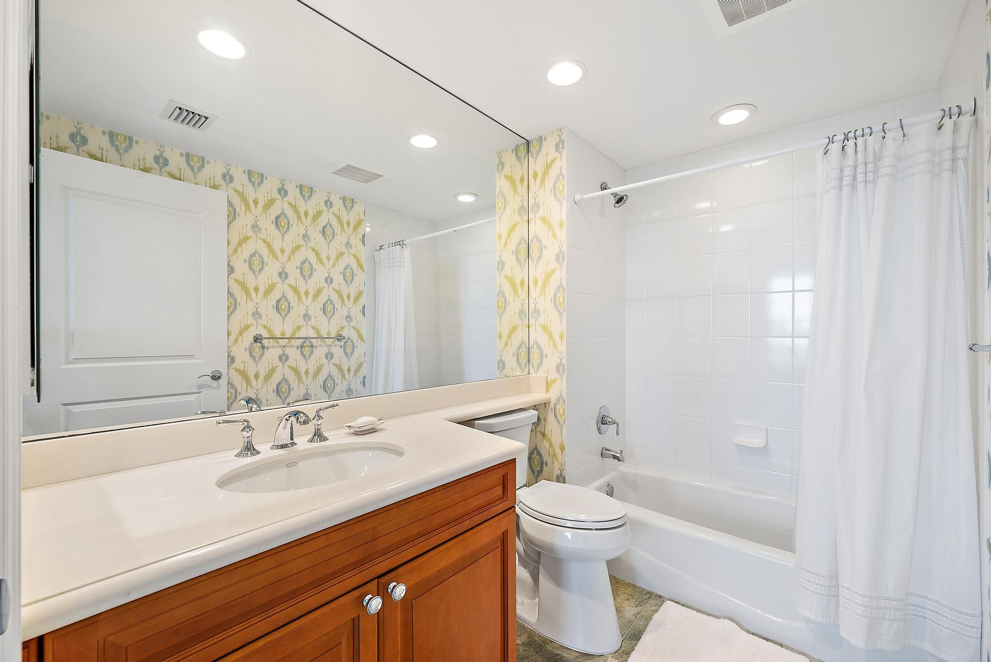 700 Highway 1, Unit 406 Jupiter, FL 33477 - Photo 20 of 37 700 S US Hwy 1 406-4