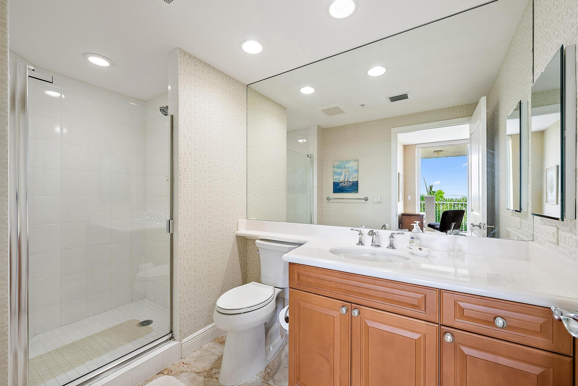 700 Highway 1, Unit 406 Jupiter, FL 33477 - Photo 22 of 37 700 S US Hwy 1 406-2