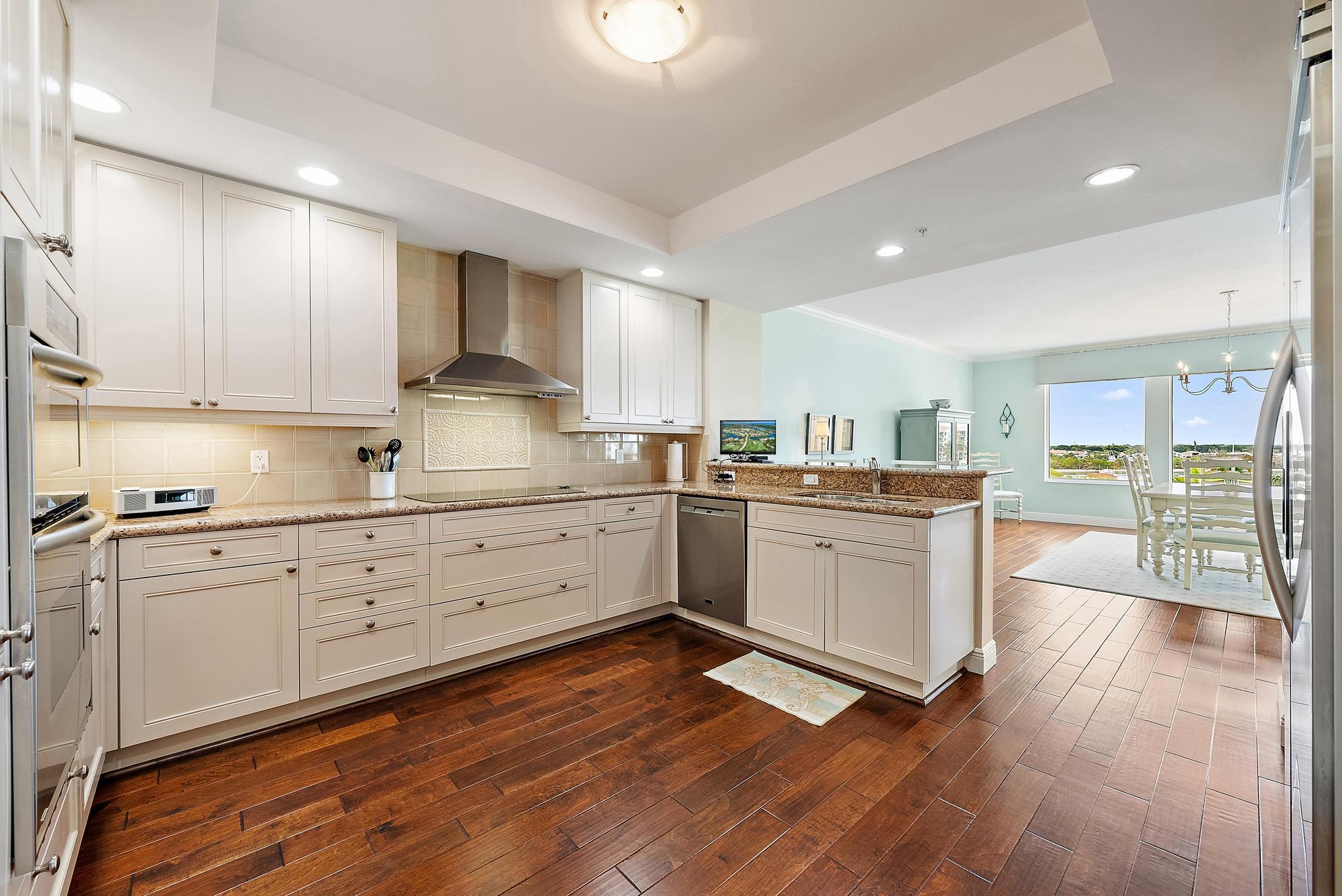 700 Highway 1, Unit 406 Jupiter, FL 33477 - Photo 7 of 37 700 S US Hwy 1 406-14