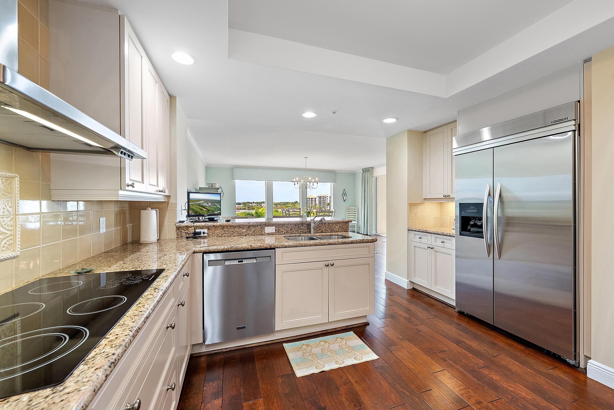 700 Highway 1, Unit 406 Jupiter, FL 33477 - Photo 8 of 37 700 S US Hwy 1 406-15