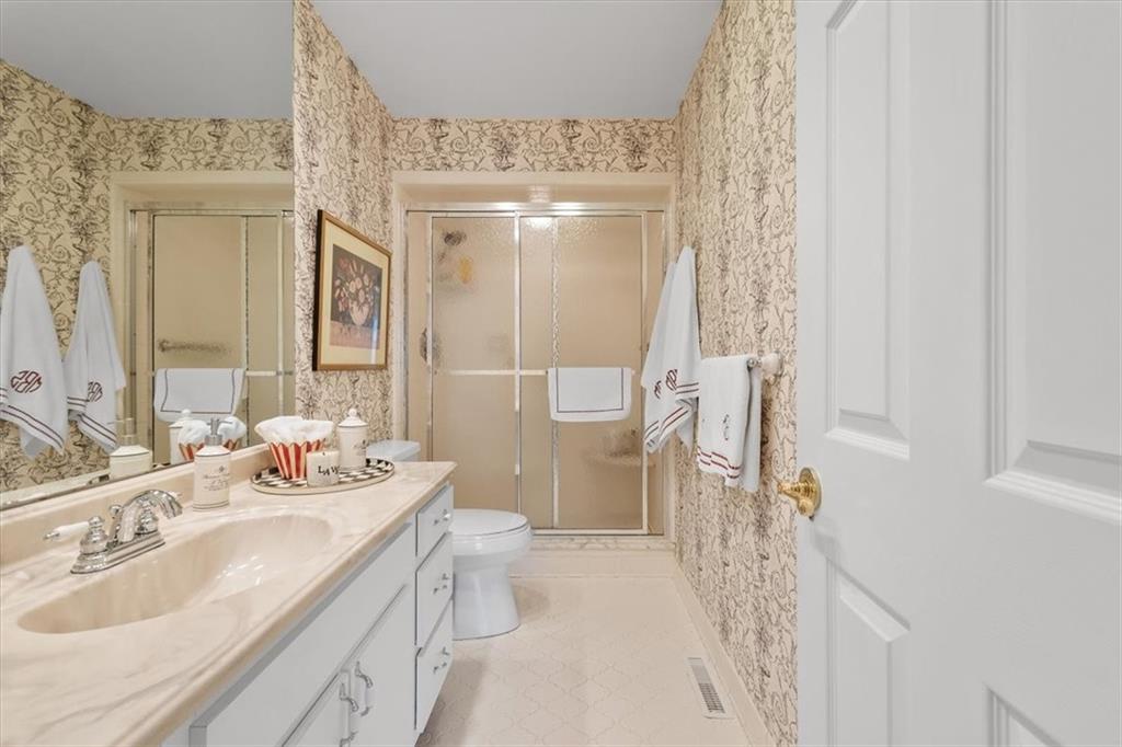 207 Sweet Gum Road Pittsburgh, PA 15238 - Photo 14 of 25 Gallery Image 14