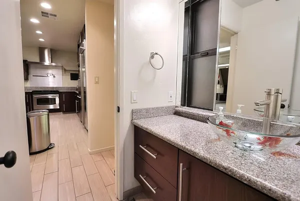 $609,900 | 200 P Street, Unit B36, Sacramento, CA 95814