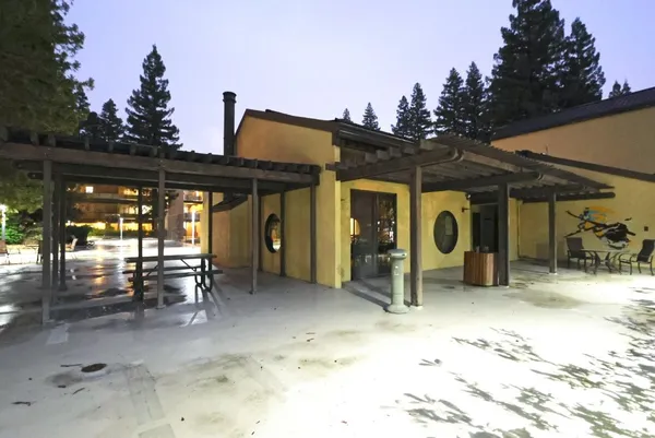 $609,900 | 200 P Street, Unit B36, Sacramento, CA 95814