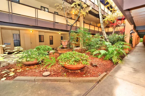 $609,900 | 200 P Street, Unit B36, Sacramento, CA 95814