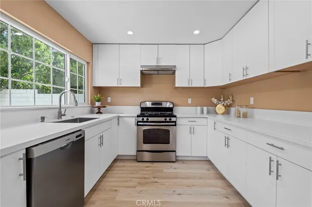 $1,350,000 | 16511 Halsey Street, Granada Hills, CA 91344