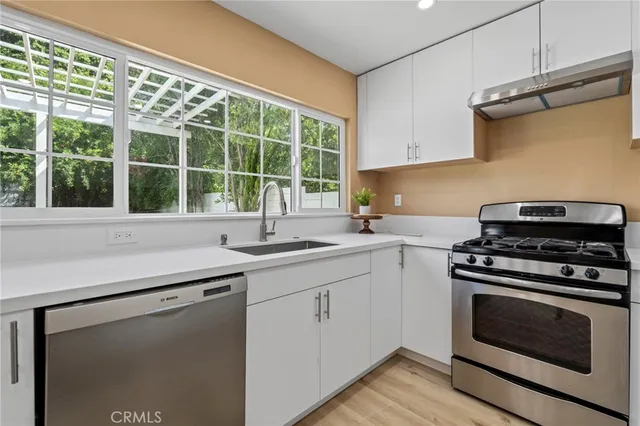 $1,350,000 | 16511 Halsey Street, Granada Hills, CA 91344