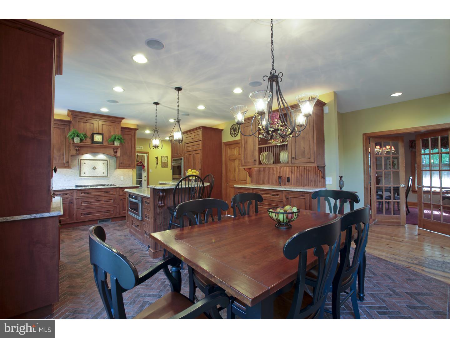 262 Beaver Run Road Ottsville, PA 18942 - Photo 17 of 25 Breakfast Room