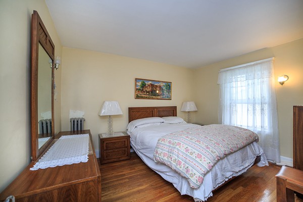 87-89 Ripley Street Newton, MA 02459 - Photo 8 of 17 Gallery Image 8