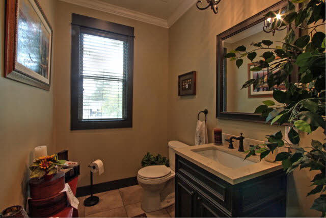 7696 Lake Boulevard Daphne, AL 36527 - Photo 16 of 33 powder room