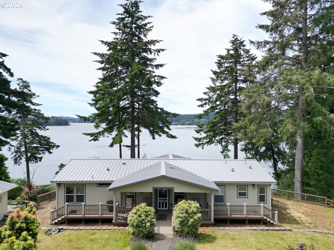 83235 Clear Lake Road Florence, OR 97439 - Photo 2 of 41