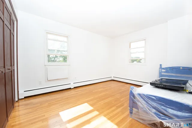 $2,500 | 153 Cherry Hill Drive, Unit 2B, Bridgeport, CT 06606