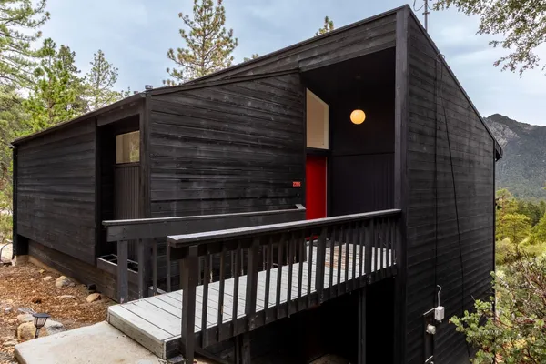 $785,000 | 23916 Highway 243, Idyllwild, CA 92549