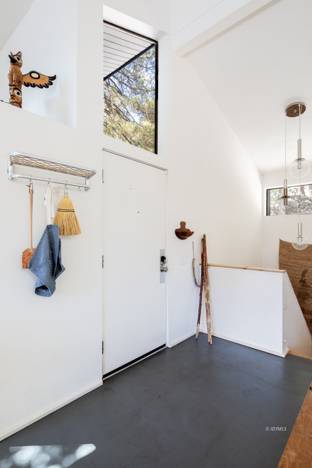23916 Highway 243 Idyllwild, CA 92549 - Photo 21 of 47 a view of cupboard