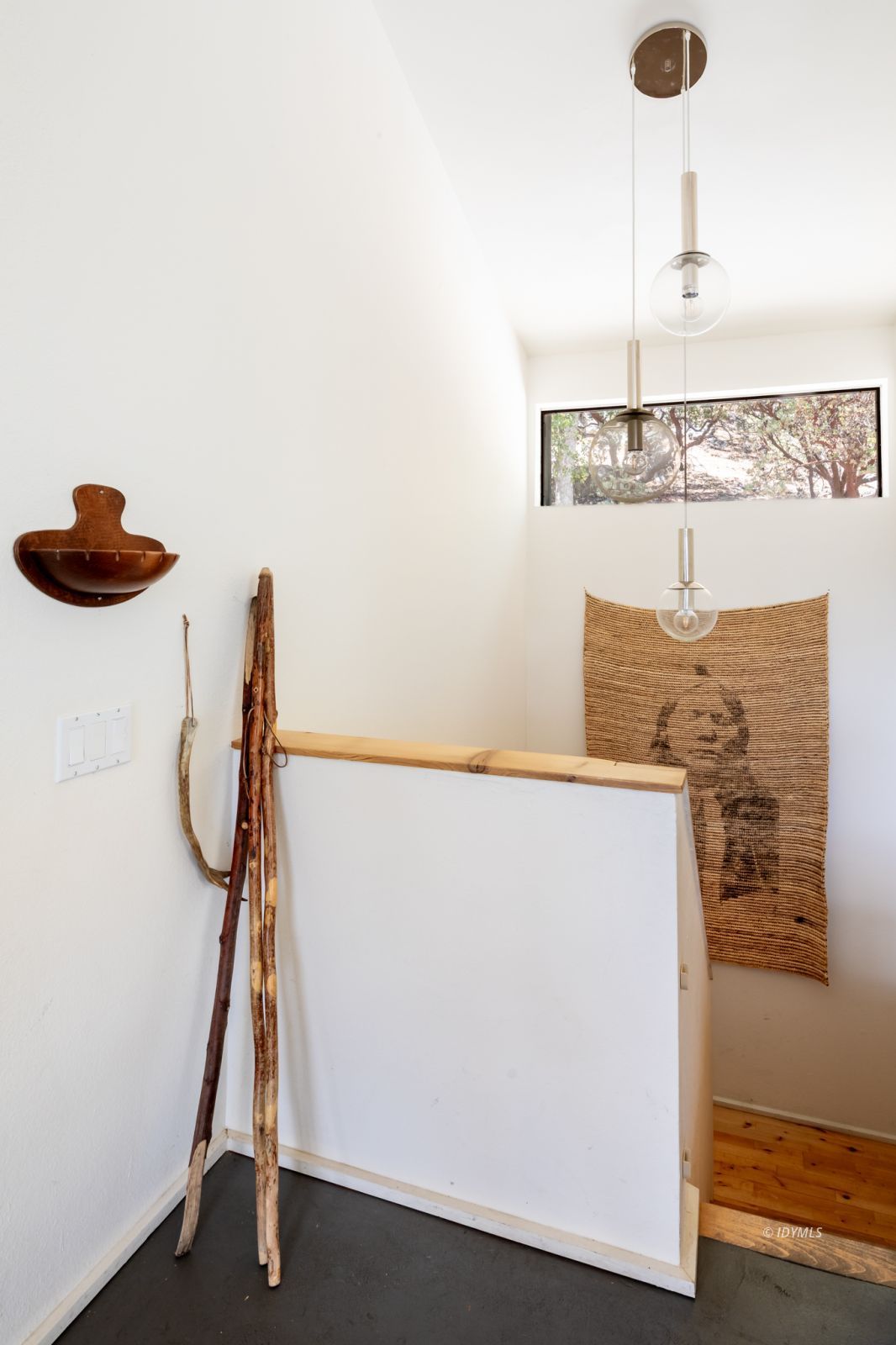 23916 Highway 243 Idyllwild, CA 92549 - Photo 22 of 47 a view of entryway with wooden floor