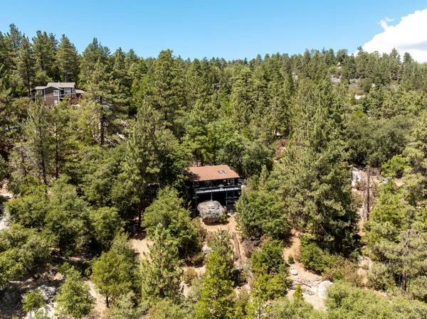 $785,000 | 23916 Highway 243, Idyllwild, CA 92549
