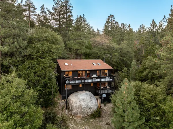$785,000 | 23916 Highway 243, Idyllwild, CA 92549