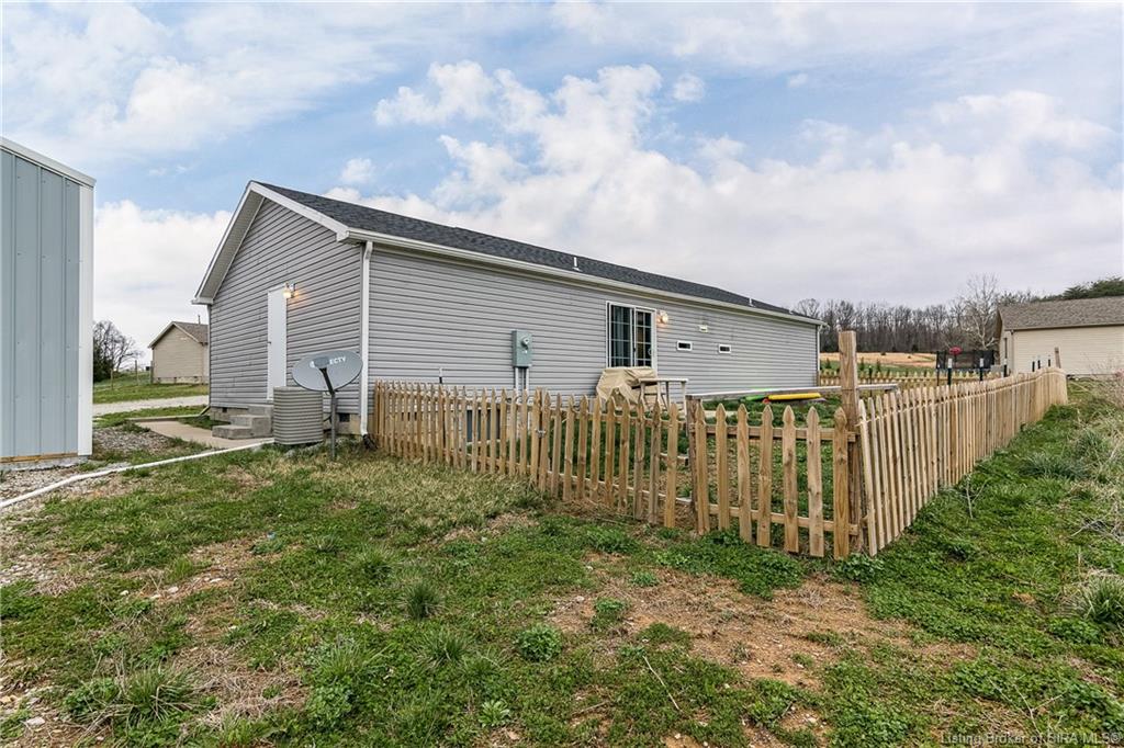 2407 Vienna Road Charlestown, IN 47111 - Photo 32 of 35 Gallery Image 32