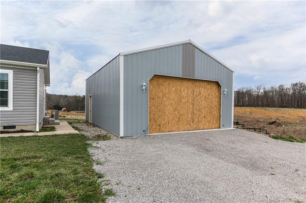 2407 Vienna Road Charlestown, IN 47111 - Photo 5 of 35 Gallery Image 5