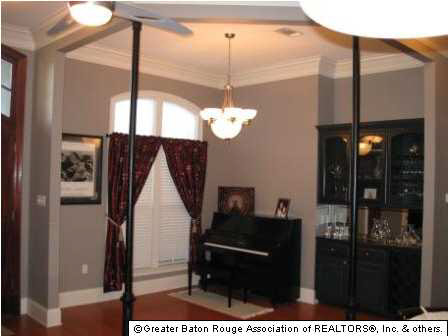 13651 Tiger Bend Road Baton Rouge, LA 70817 - Photo 3 of 11 Gallery Image 3