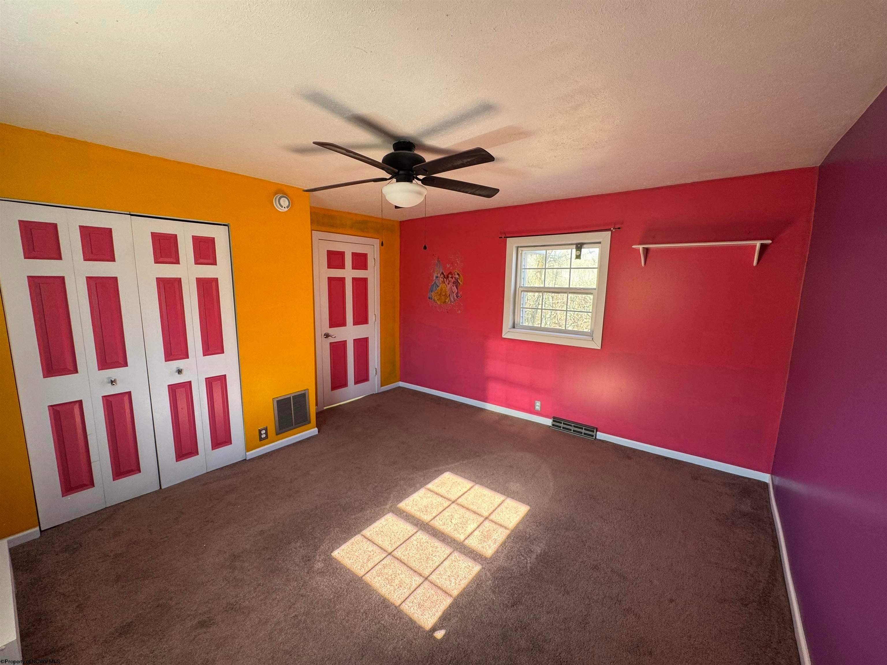 111 Fairview Street Rivesville, WV 26588 - Photo 12 of 27 Gallery Image 12